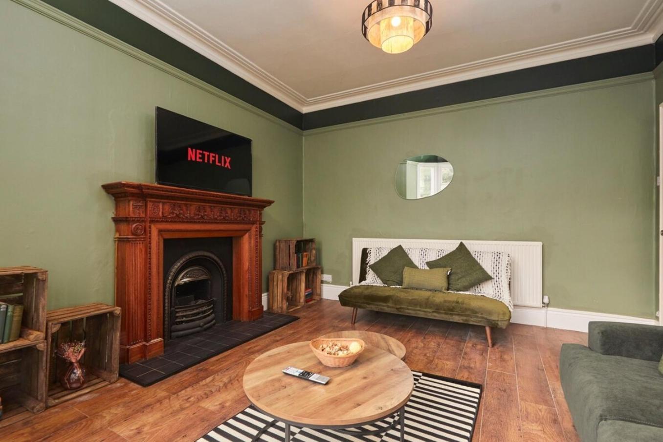 Cosy, Stylish, Leafy And Homely Sheffield Buitenkant foto